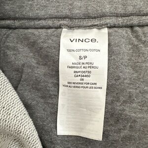 Vince sweatshirt material drawstring pants in a gray color.